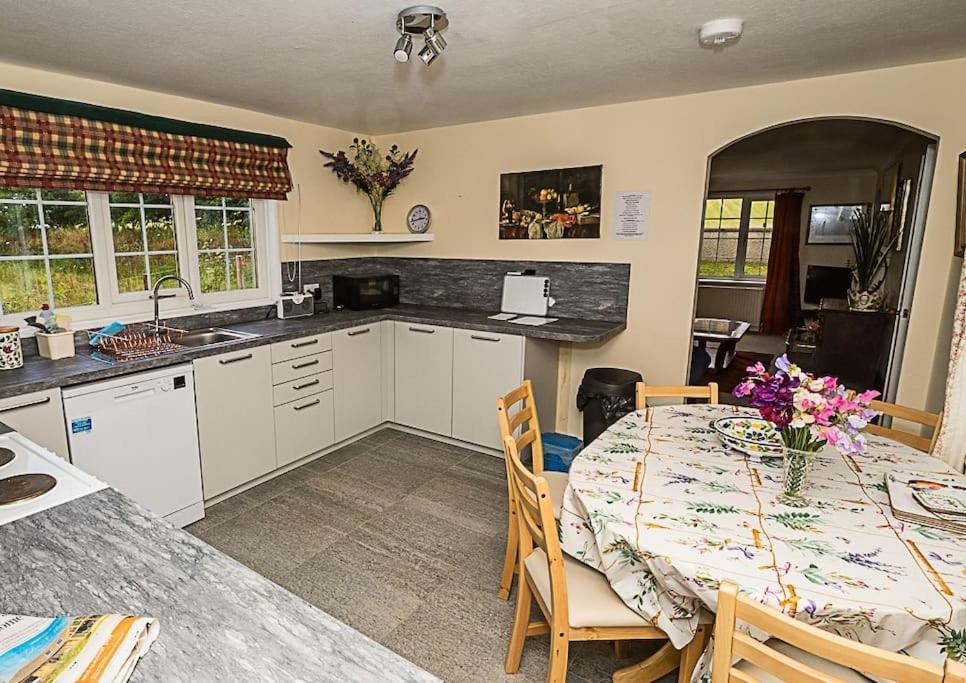 Turriff West Lodge 3 Bedrooms, Near Golf Course And River מראה חיצוני תמונה